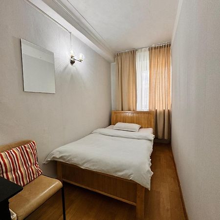Khongor Guest House & Tours Ulaanbaatar Ngoại thất bức ảnh