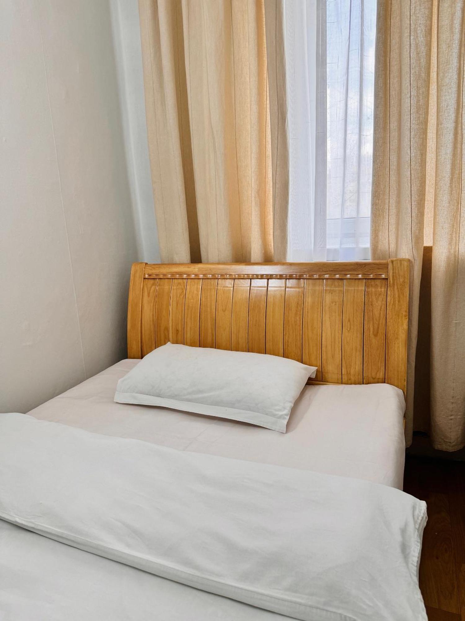 Khongor Guest House & Tours Ulaanbaatar Ngoại thất bức ảnh
